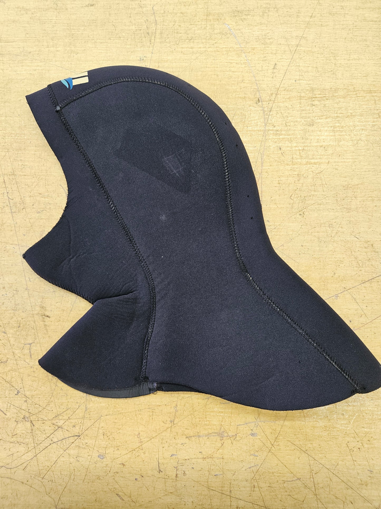DUI 5/3mm Hood (Large) #H22