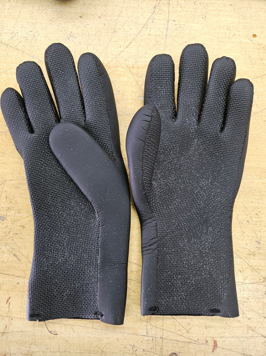 3mm Gloves (MEDIUM) #G4