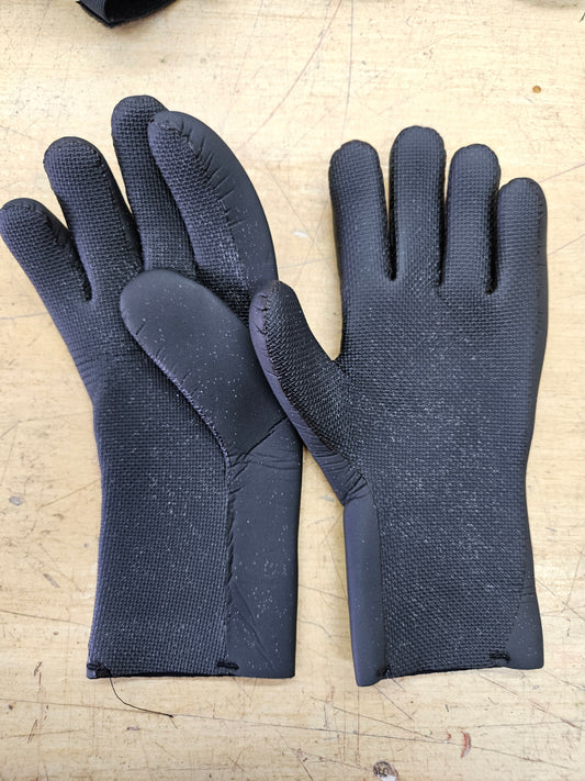 3mm Gloves (MEDIUM) #G5