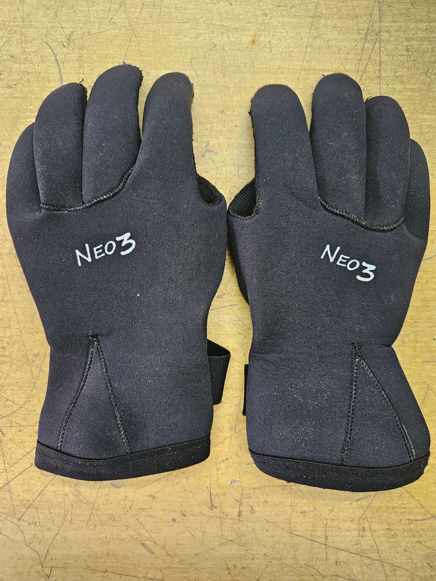 Neo3 - 3mm Dive Gloves (MEDIUM) #G19