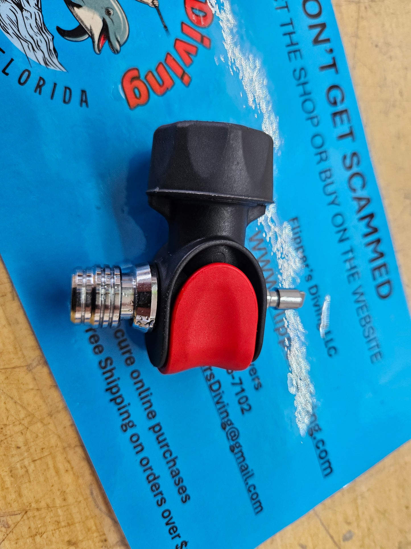 Dive Alert Signaling Device