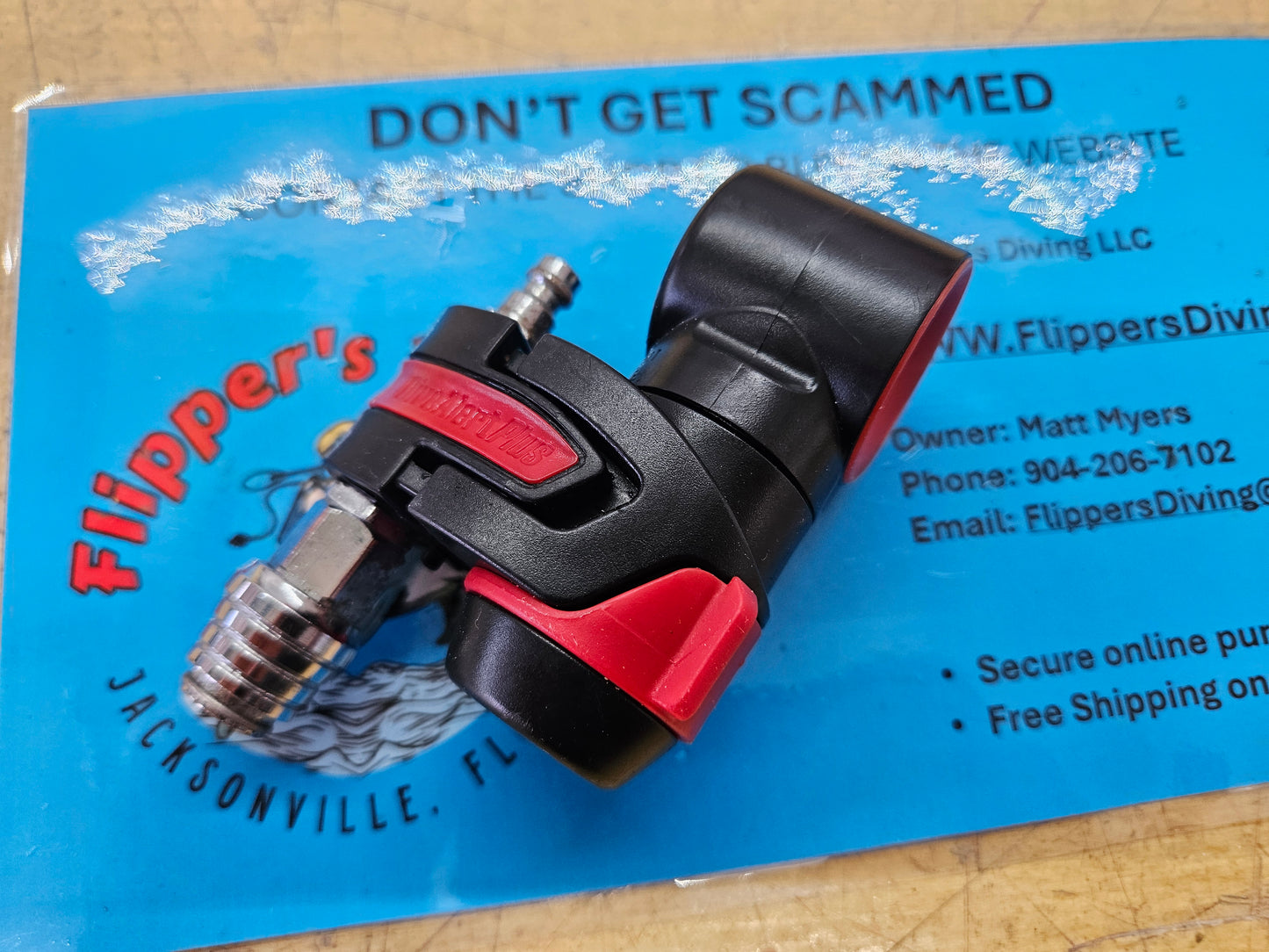 Dive Alert Signaling Device