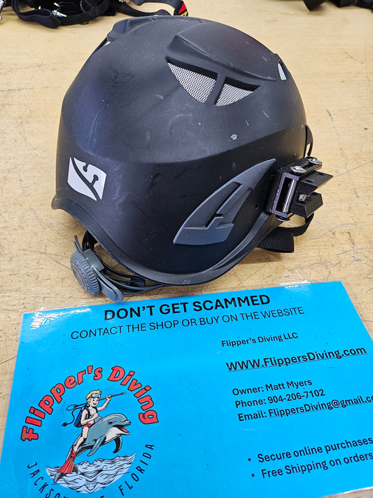 Dive Rite Helmet