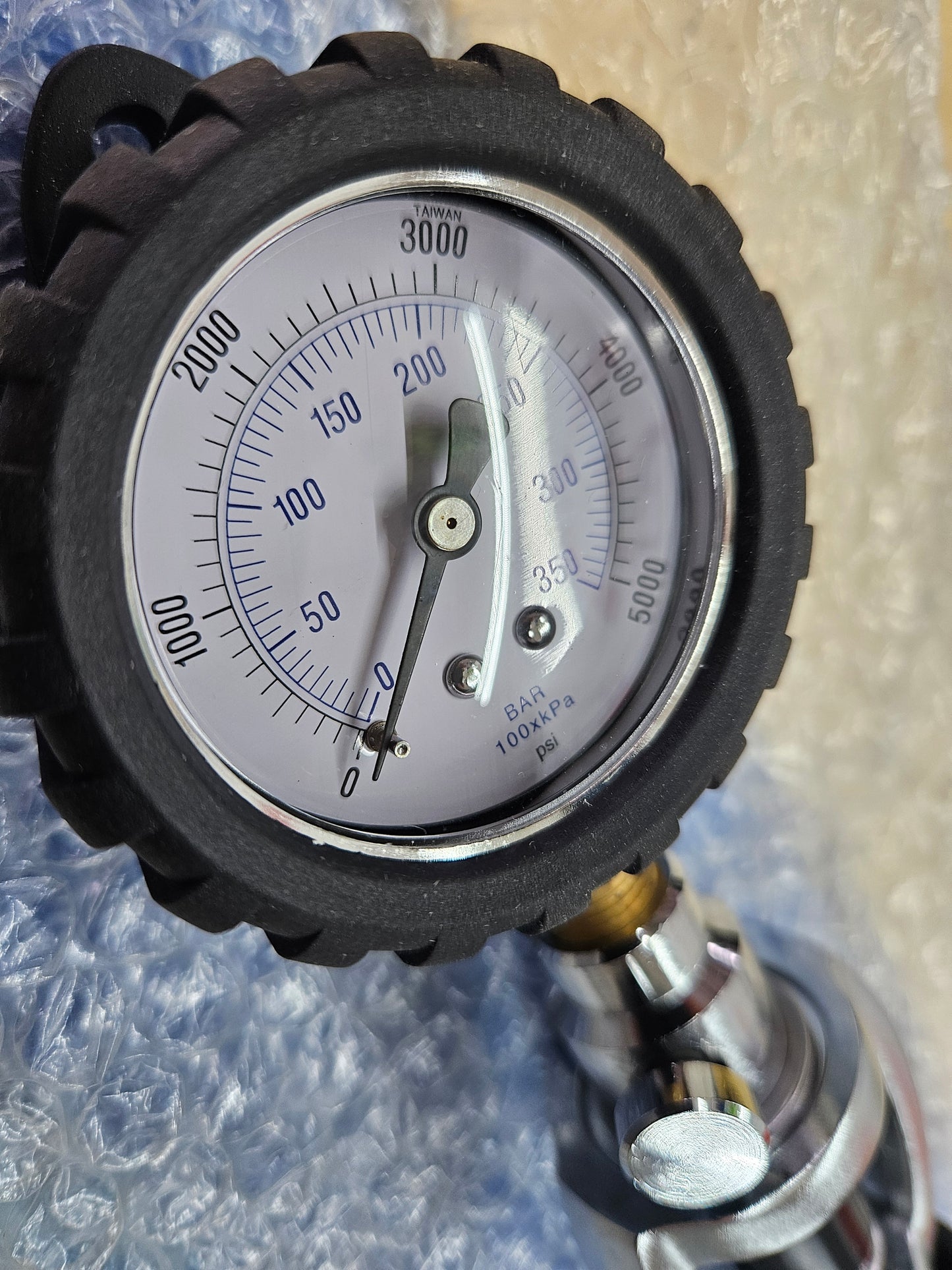 Tank Pressure Checker