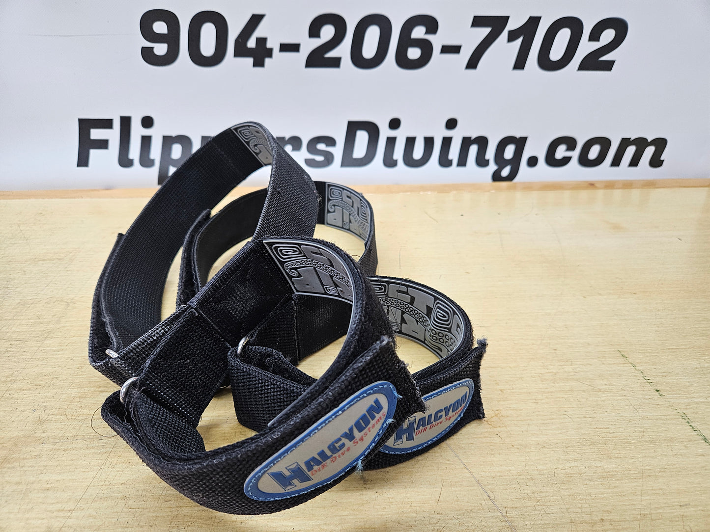 Halcyon Argon Bottle Straps