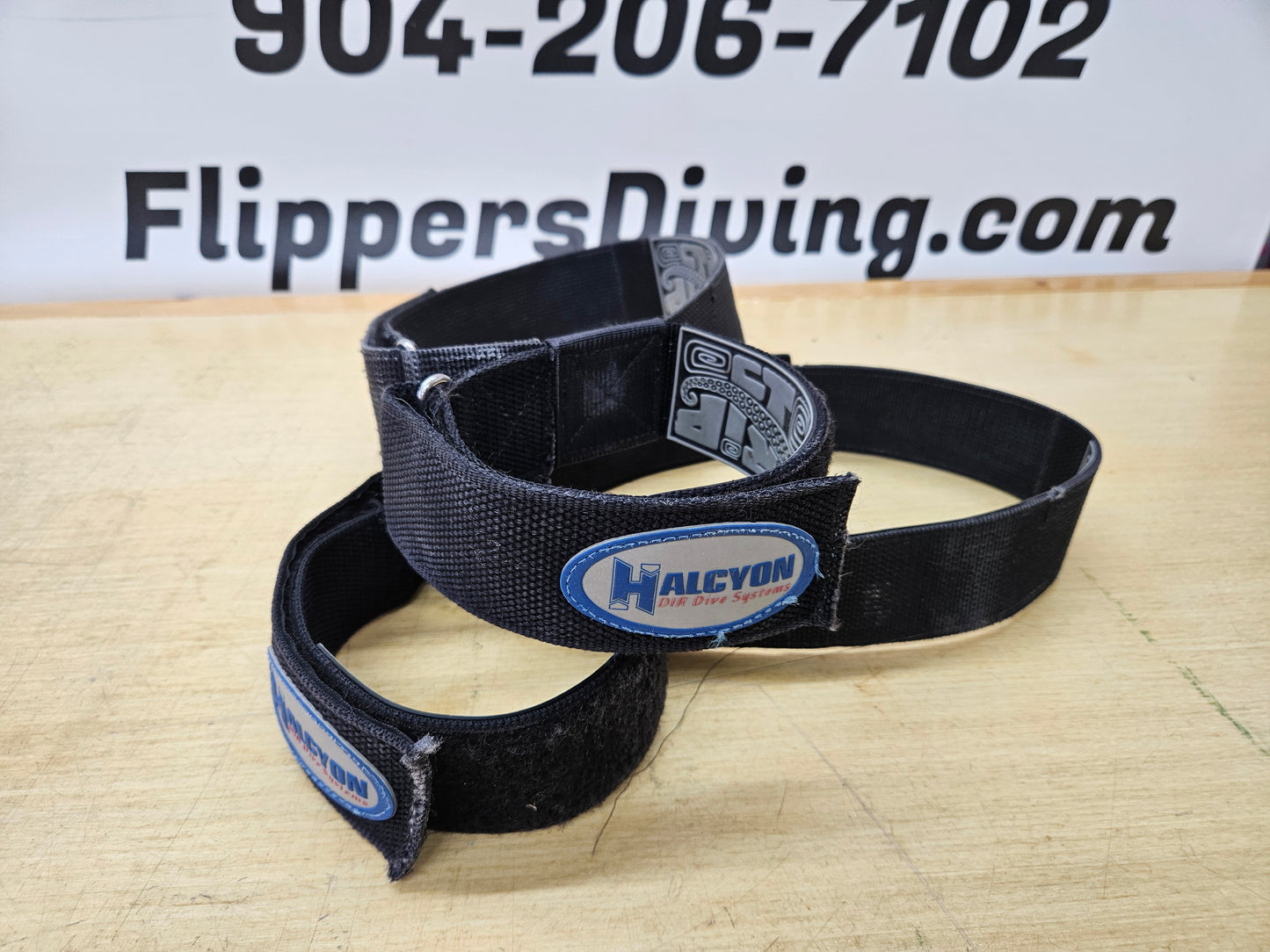 Halcyon Argon Bottle Straps