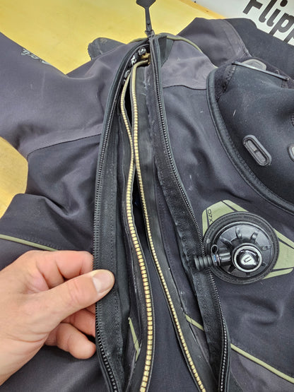 Waterproof D7X Drysuit (XXL)