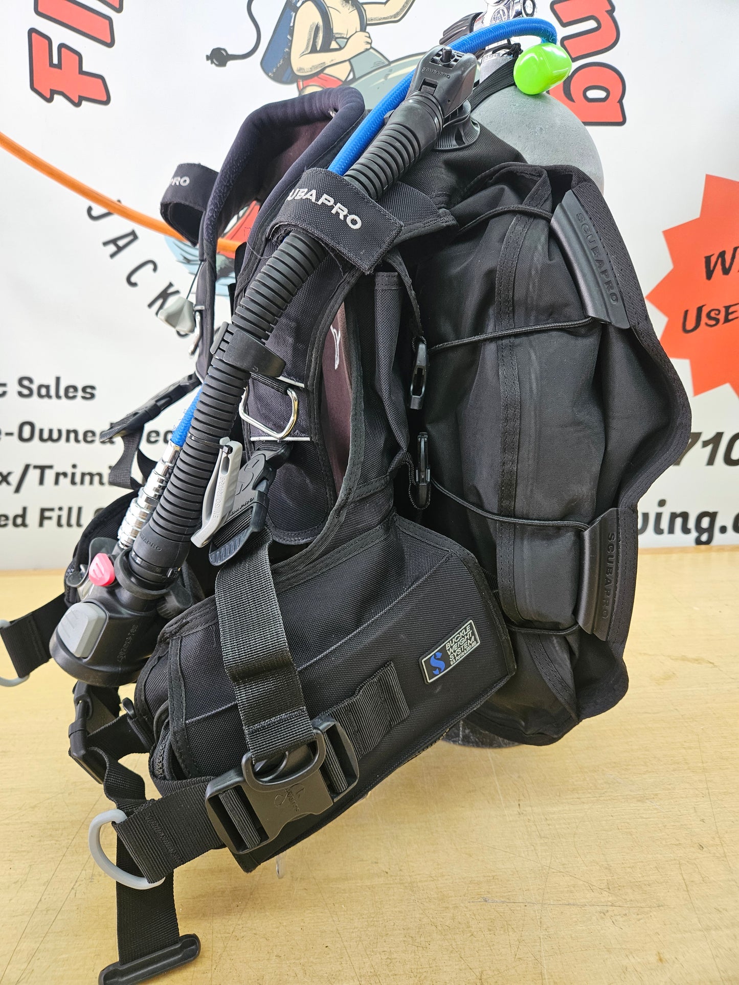 Scubapro Knighthawk BCD (SMALL)