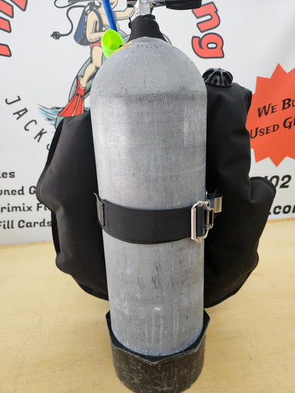 Scubapro Knighthawk BCD (SMALL)