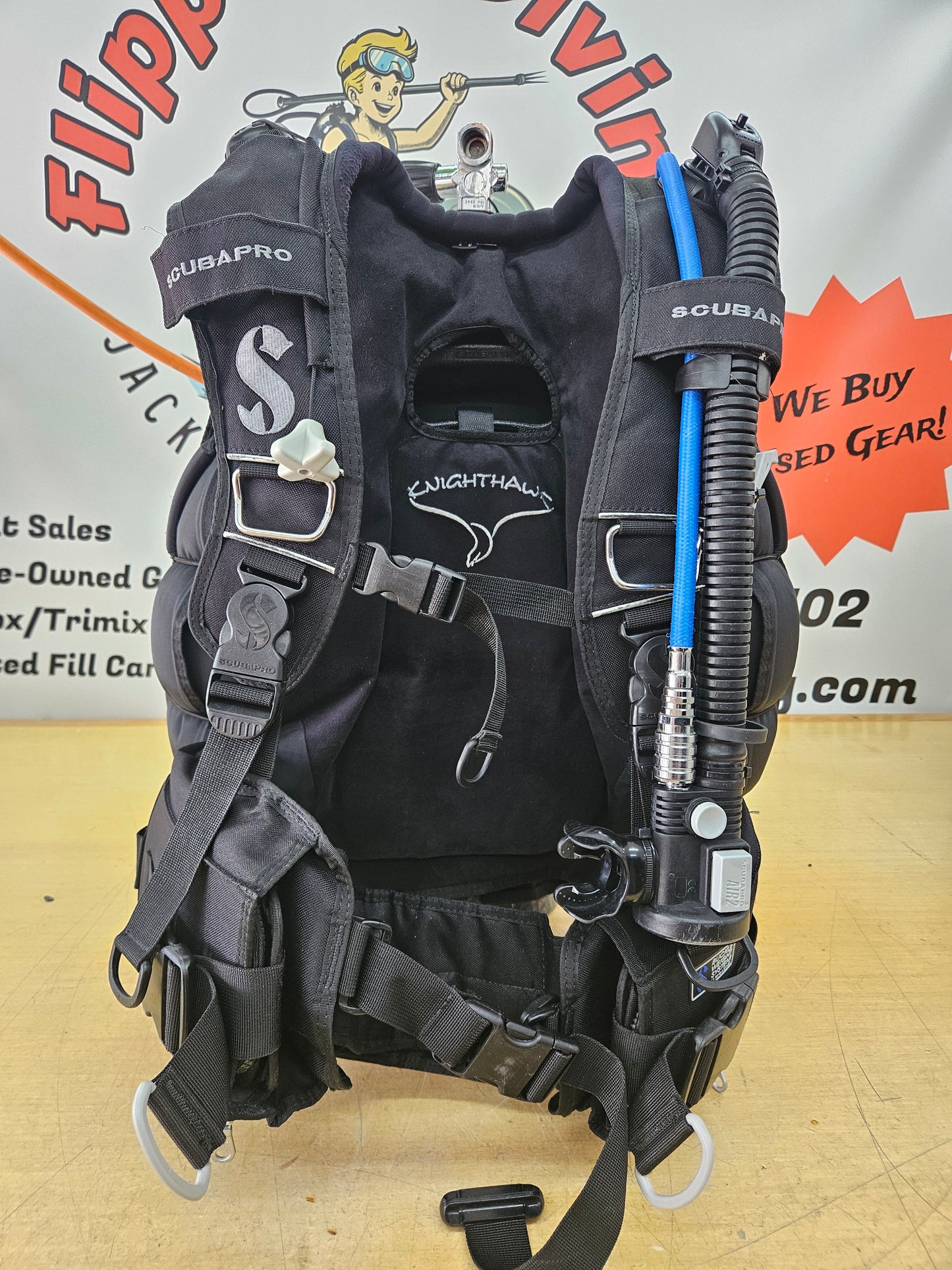 Scubapro Knighthawk BCD w/Air 2 (XL)