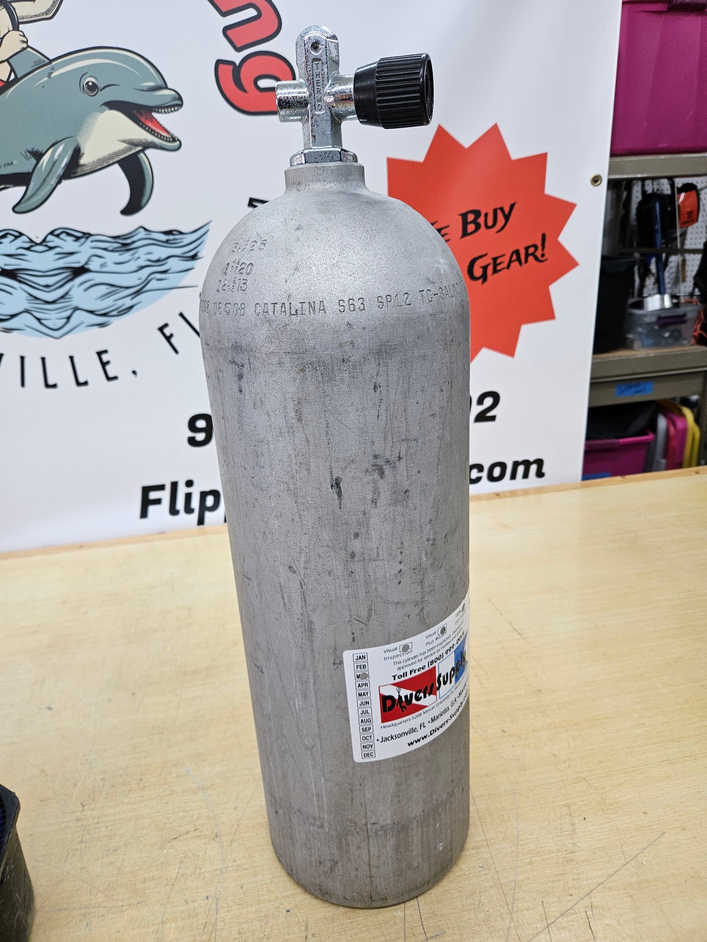AL63 Scuba Tanks