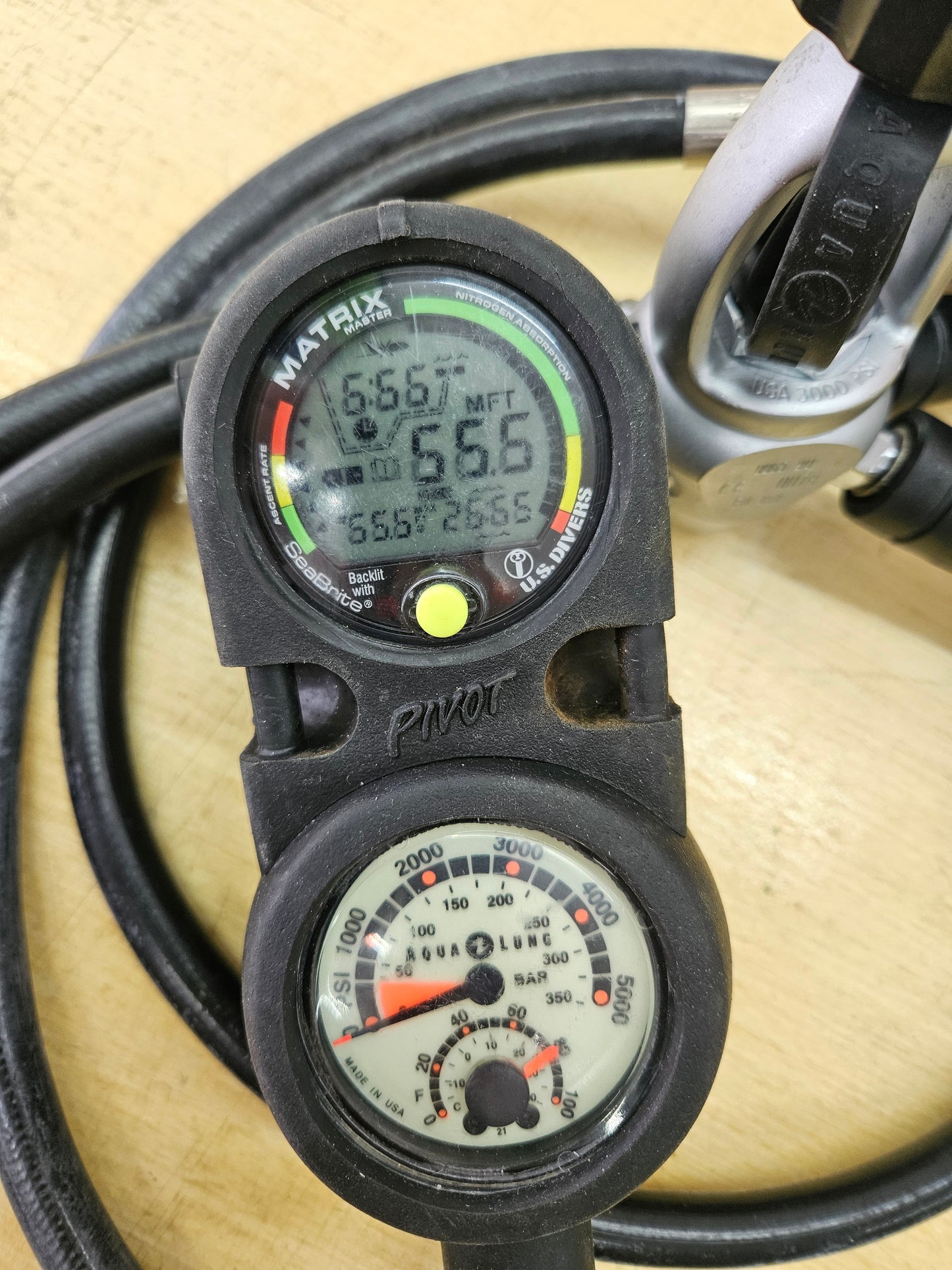 Aqualung Titan Regulators