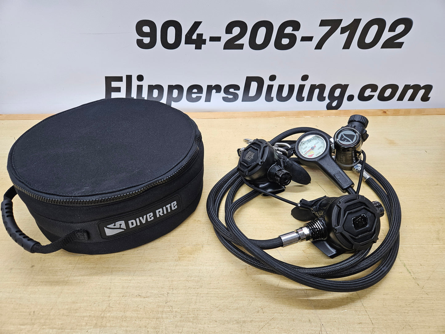 Dive Rite XT1/XT4 Regulator Set (Pre-Owned)