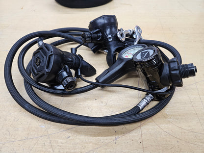 Dive Rite XT1/XT4 Regulator Set (Pre-Owned)