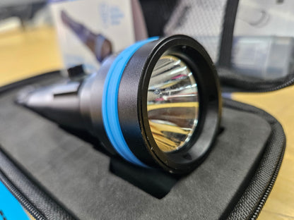 XTAR D26 Dive Light
