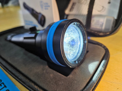 XTAR D26 Dive Light