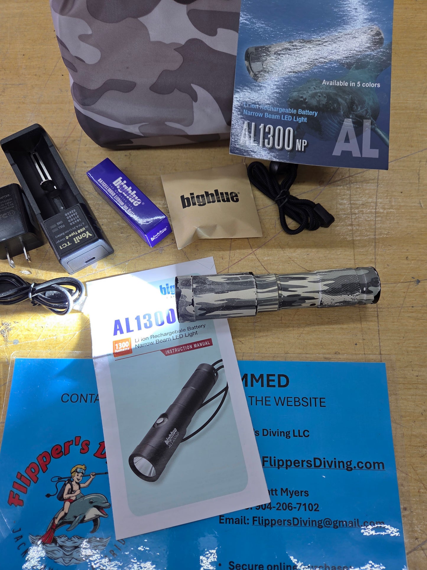Big Blue AL1300 Dive Light