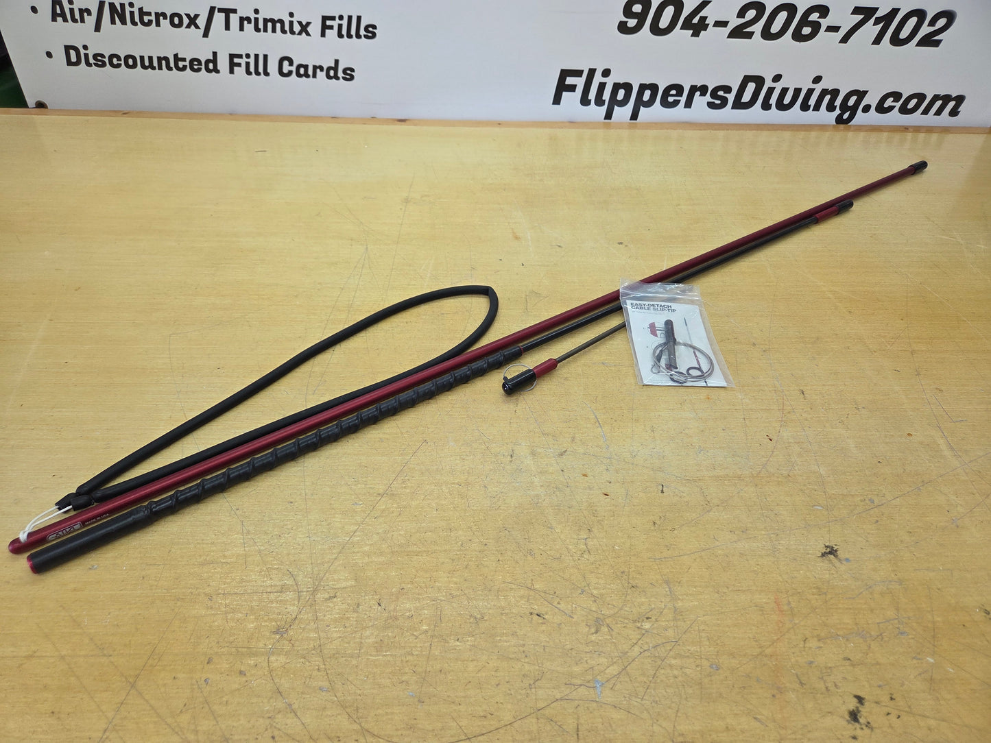 Gatku "Niner" pole spear with Slip Tip
