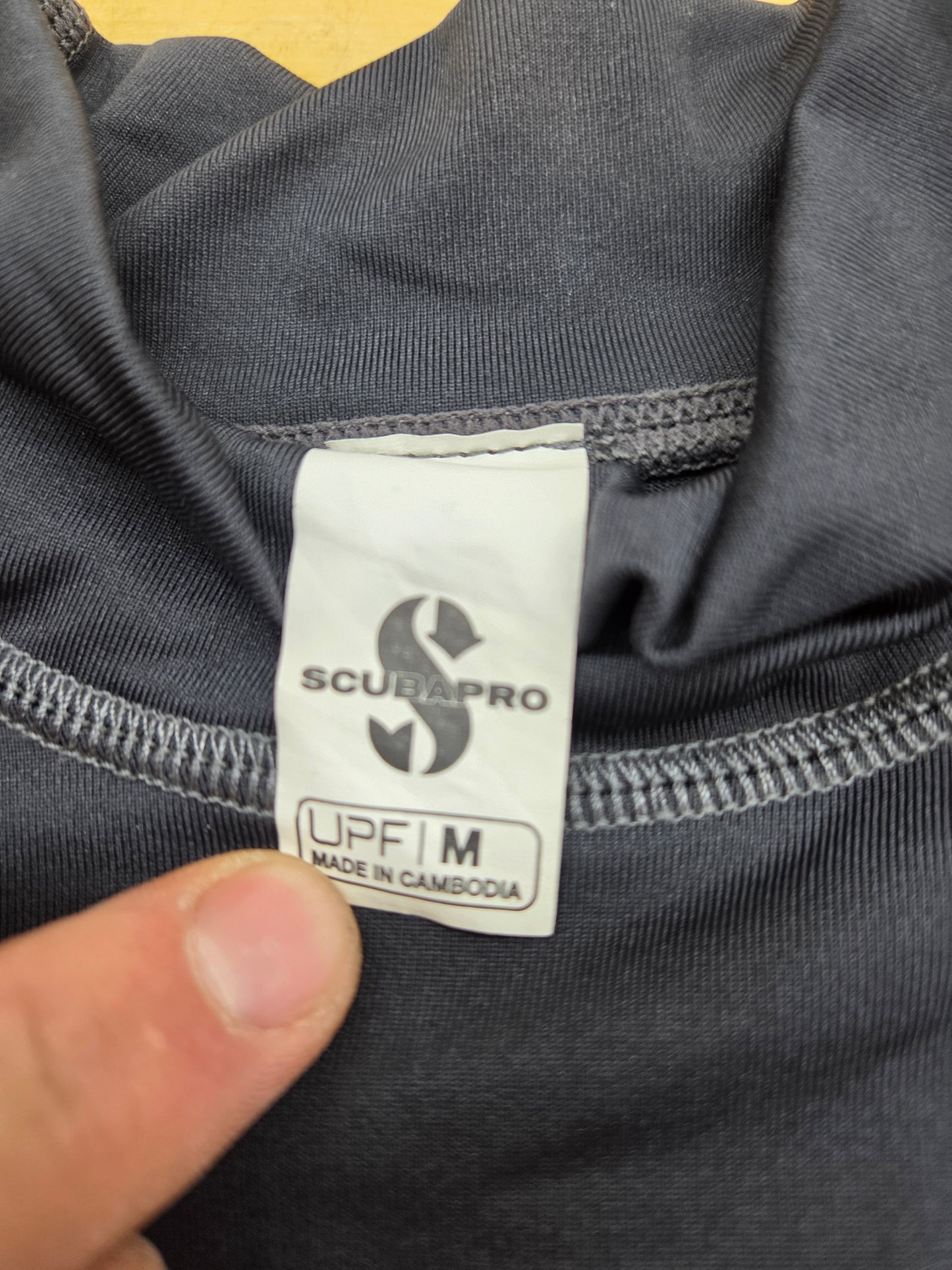 Scubapro Rash Guard Shirt (MEDIUM)