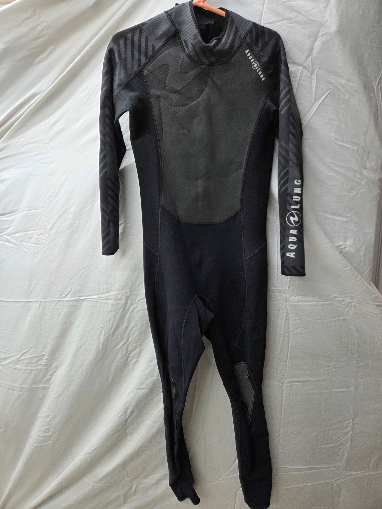 Aqualung Hydroflex 1mm Wetsuit (LARGE)