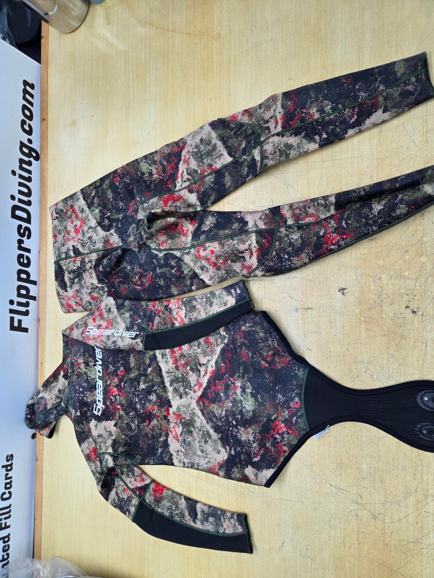 Spear Diver 2 Piece Wetsuit (LARGE-LONG)