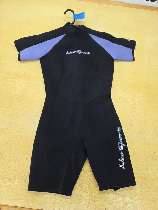 Neosport 3mm Shorty Wetsuit (Size 6)