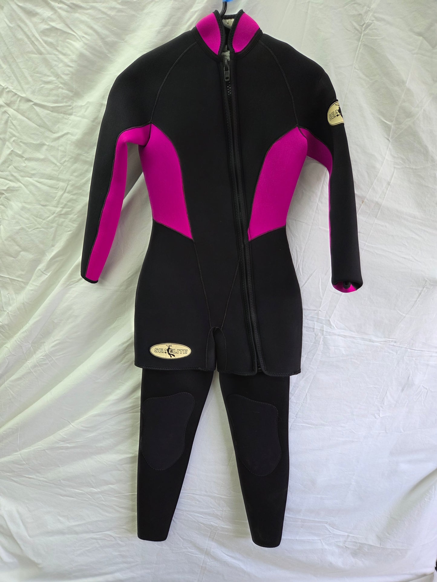 Sea Elite 2-Piece 3mm Wetsuit (Ladies Small)
