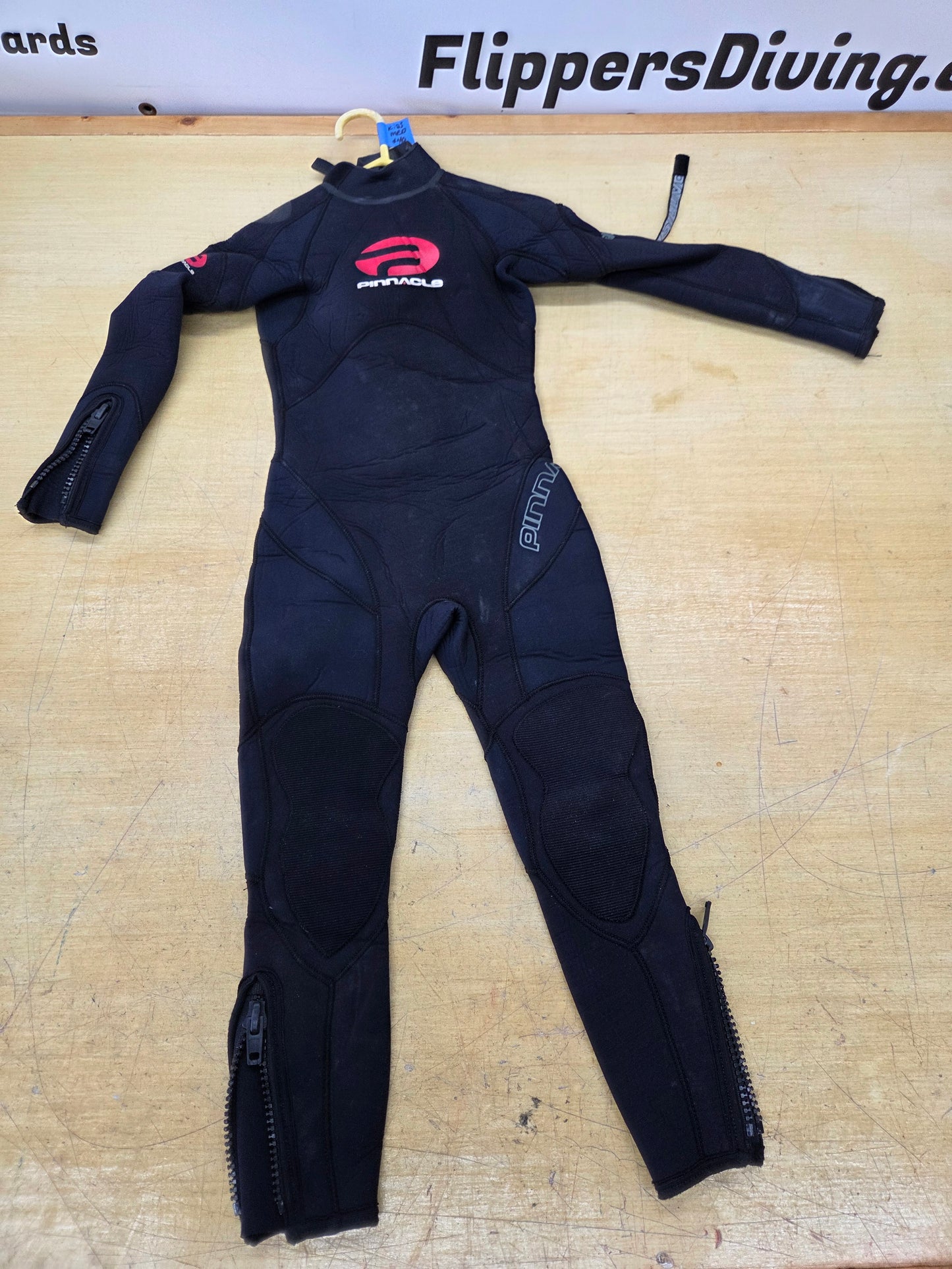 Pinnacle Elastiprene 5mm Wetsuit (KIDS MEDIUM)