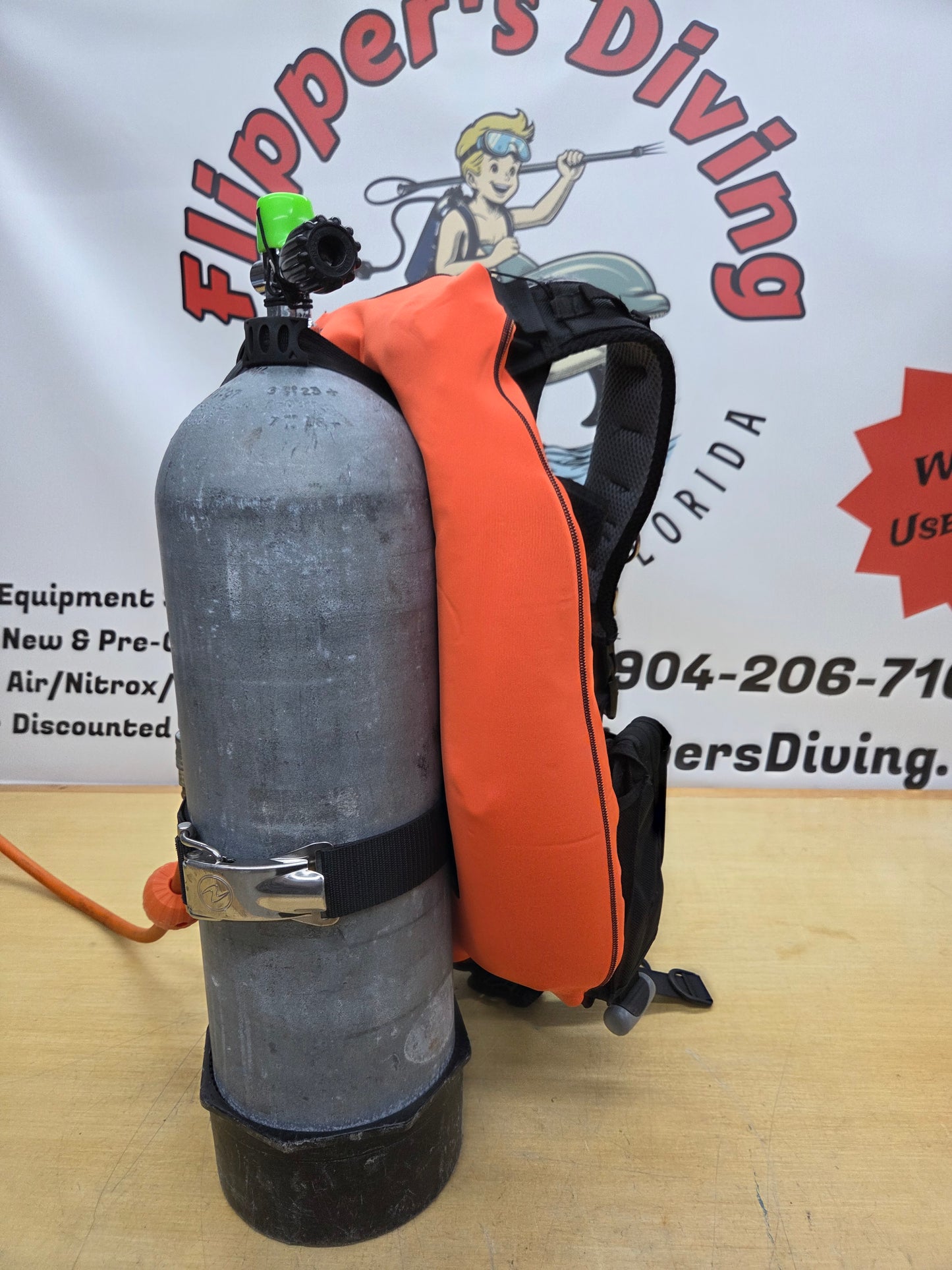 Aqualung Rogue BCD w/Air Source (LARGE)