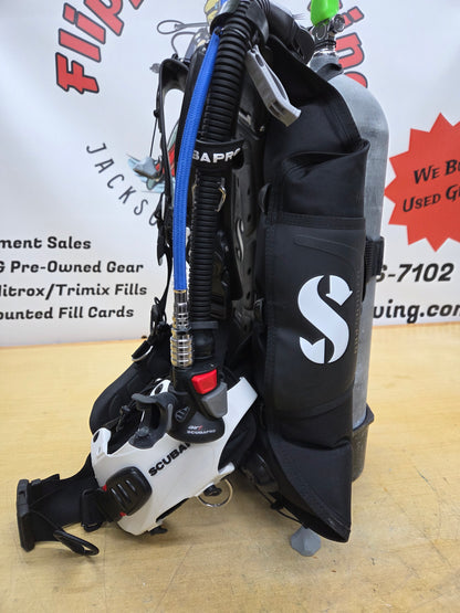 Scubapro Hydros BCD w/Extras! (MEDIUM)
