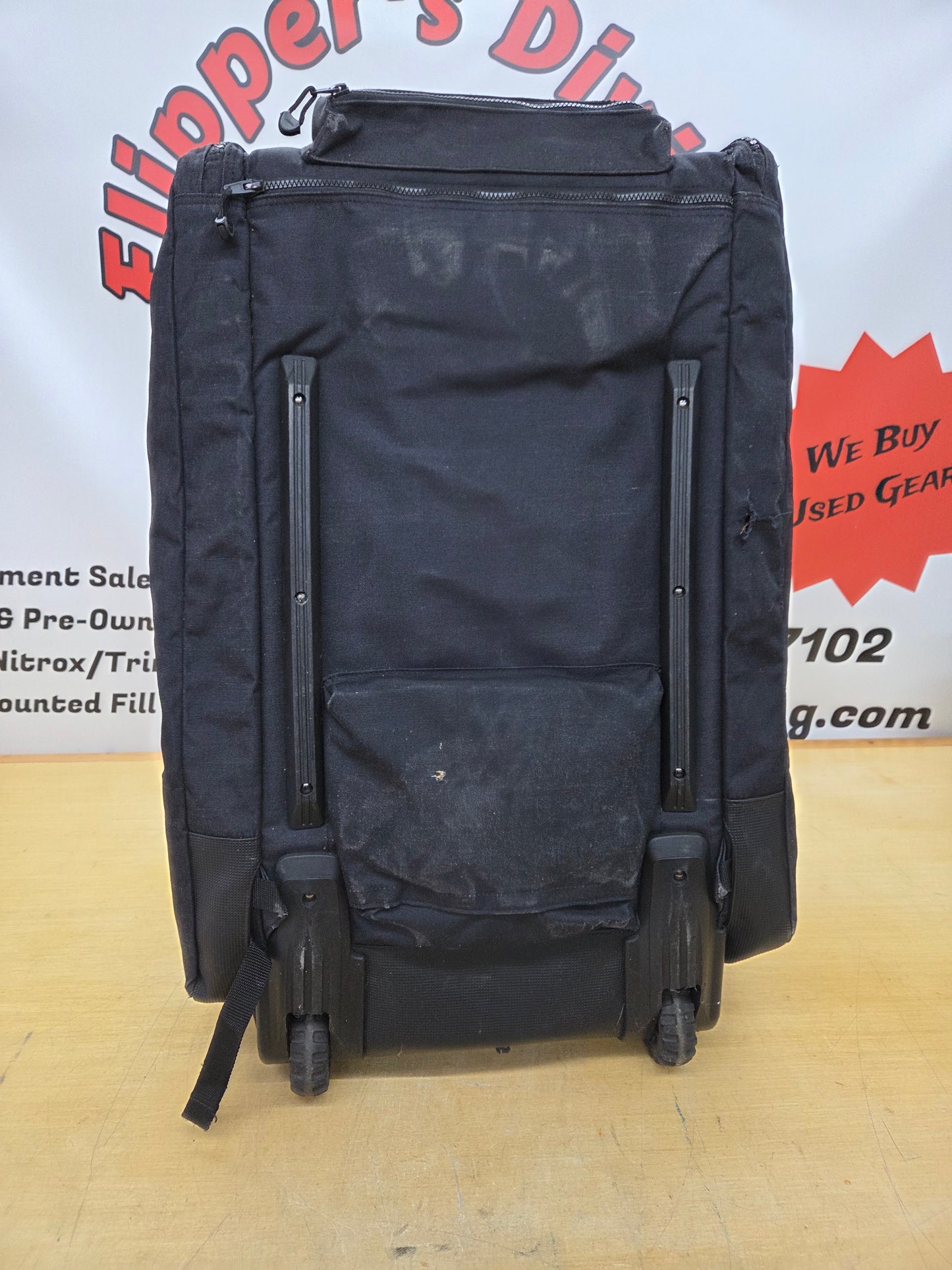 Akona XL Travel Bag/Luggage