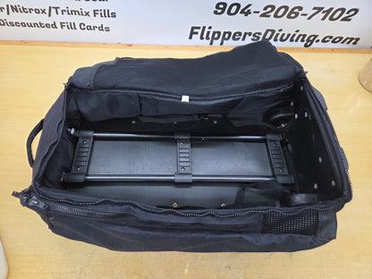 Akona XL Travel Bag/Luggage