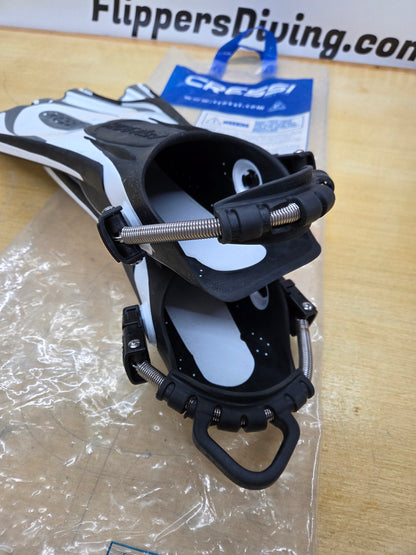 Cressi Frog Plus Dive Fins (Med/Lg)