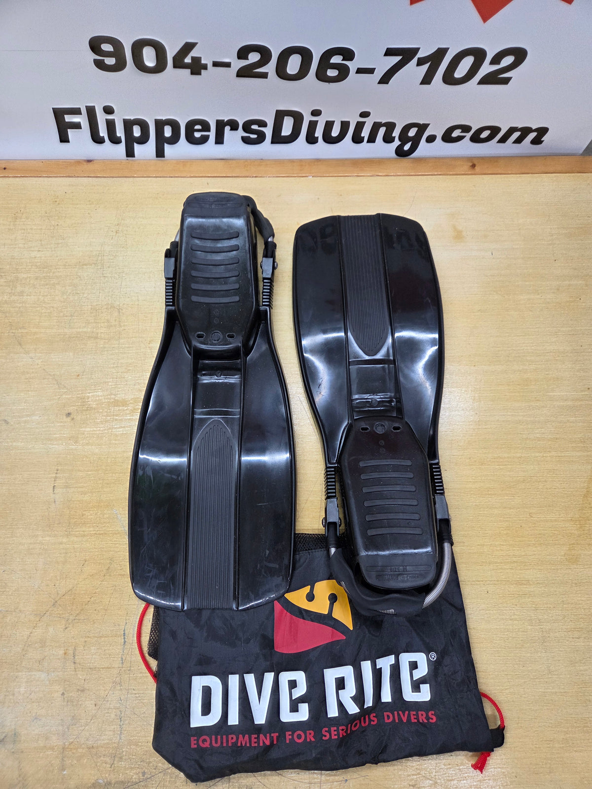 Dive Rite XT Fins (Medium)