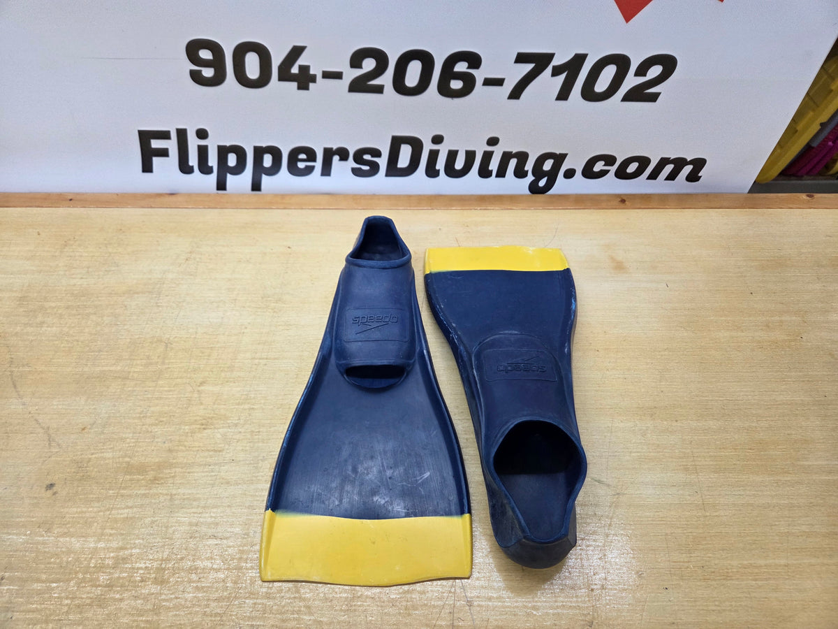 Speedo Swim Fins (5-6) small