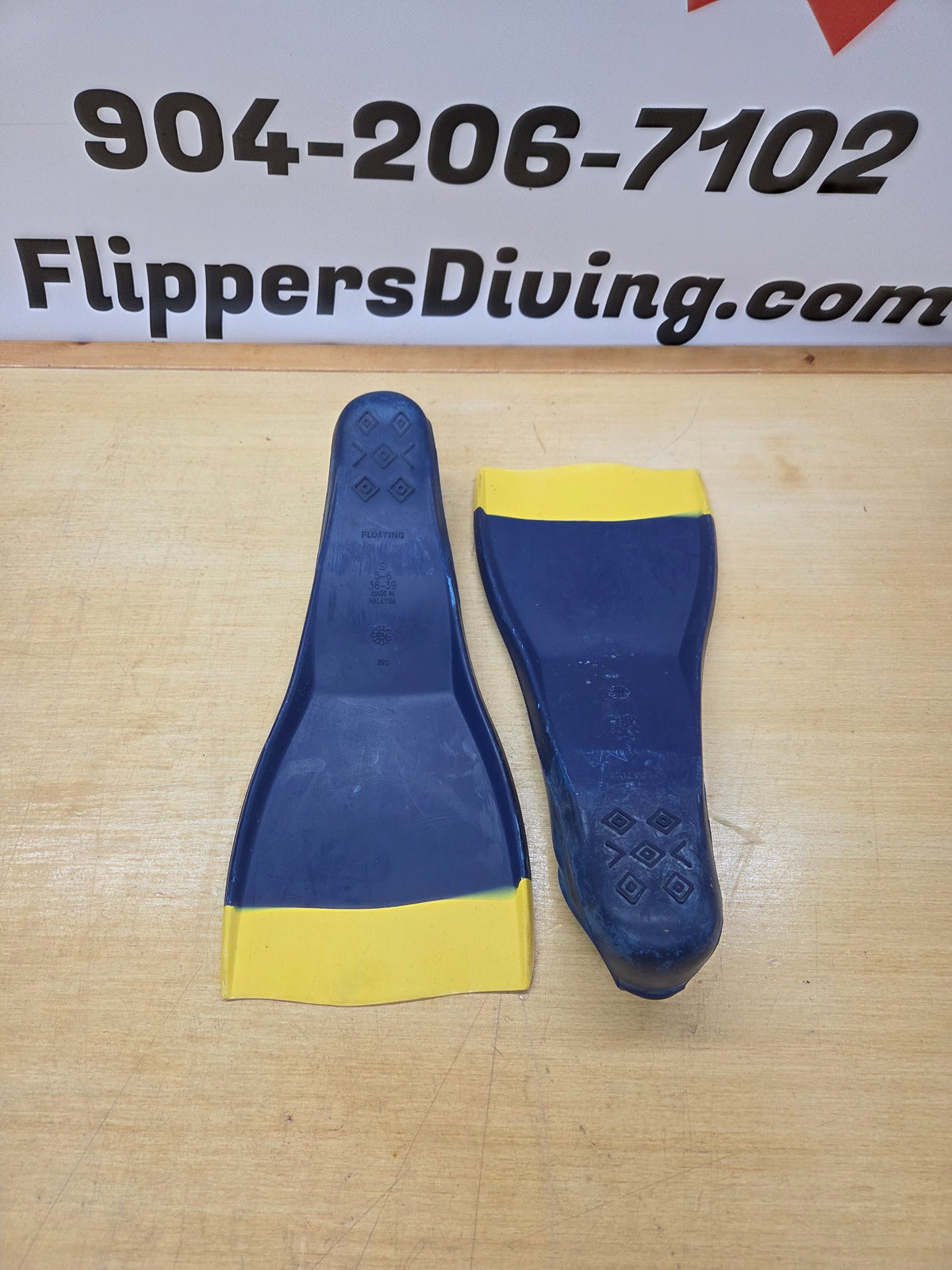 Speedo Swim Fins (5-6) small