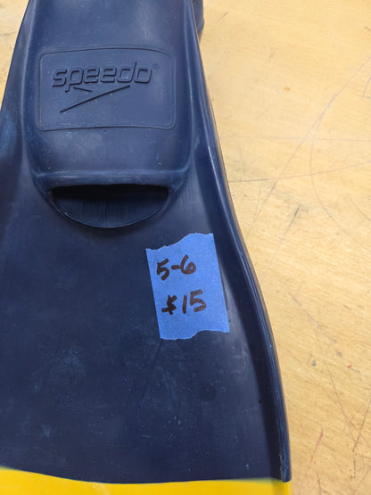 Speedo Swim Fins (5-6) small