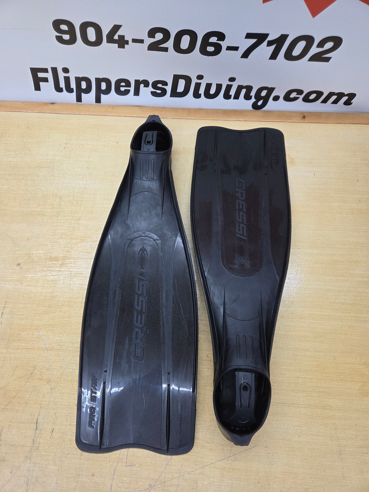 Cressi "Pro Star" Dive Fins (10-11)