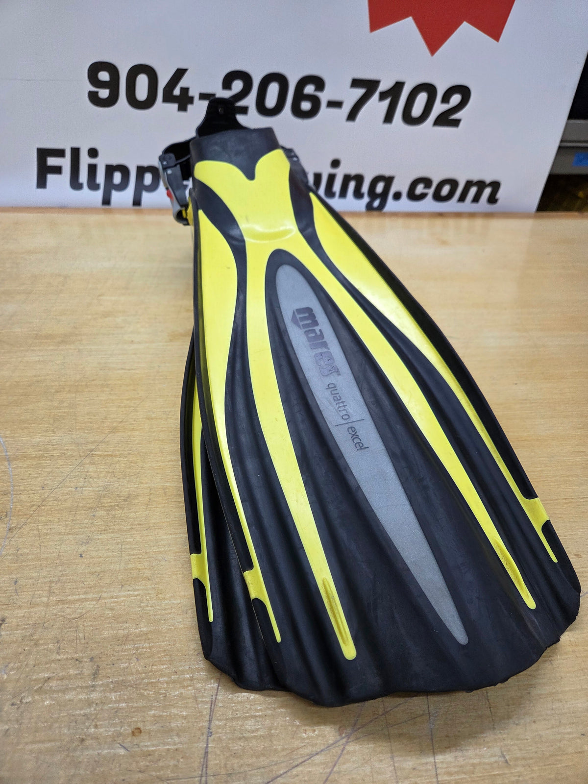 Mares Quattro Excel Dive Fins (Large)