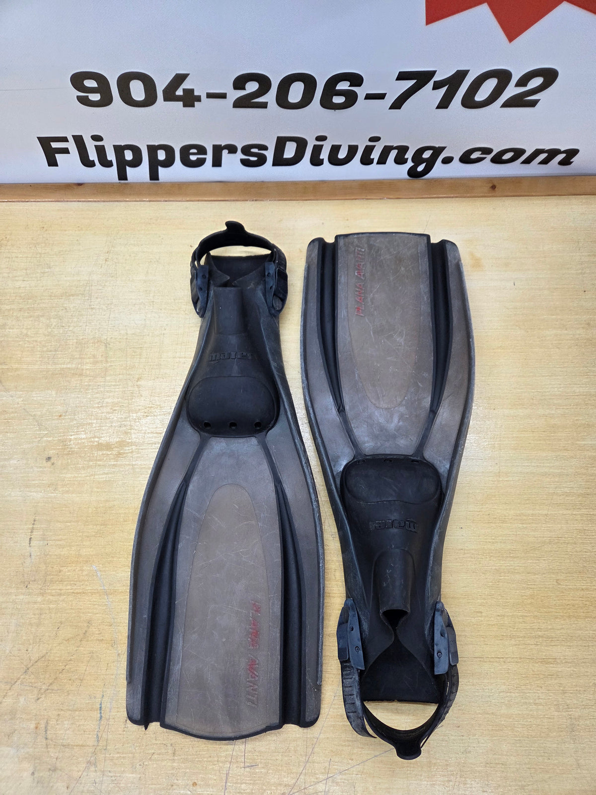 Mares Plana Avanti Dive Fins (LARGE)