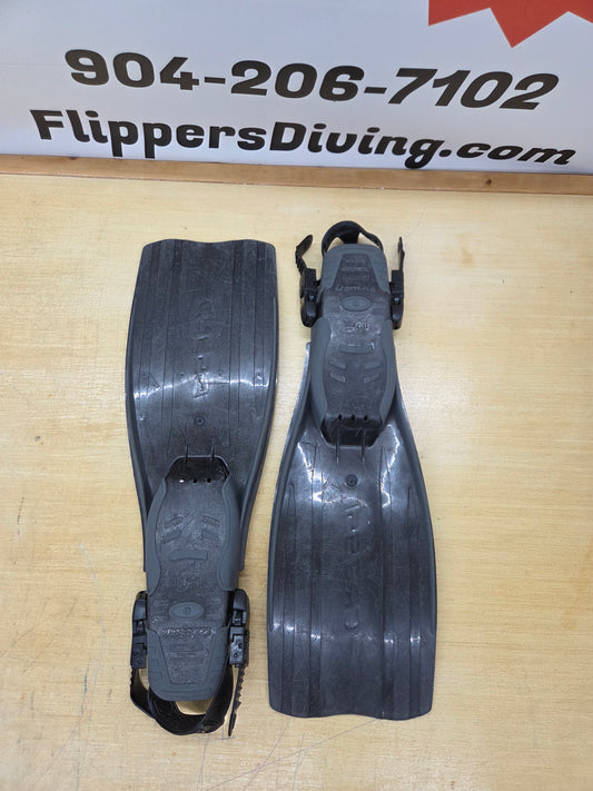Cressi "Space Frog" Fins (8-9)