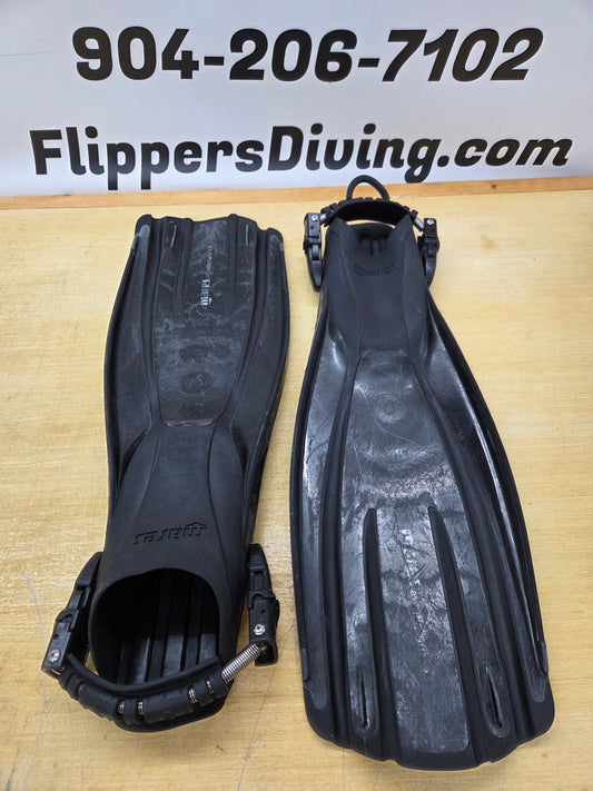 Mares Avanti Quattro + Fins (SMALL)