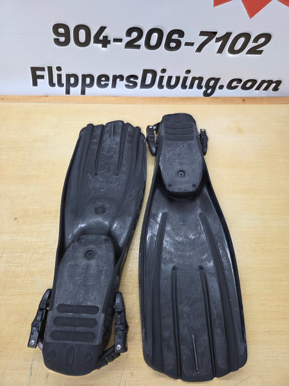 Mares Avanti Quattro + Fins (SMALL)