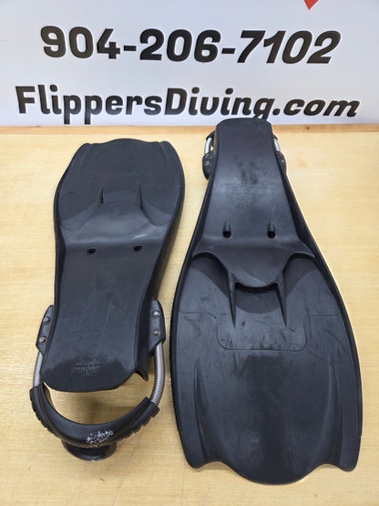 Hollis F1 Tech Fins (LARGE)