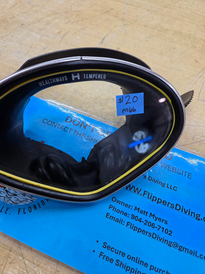 Healthways "Equalizer" Vintage Dive Mask (M66)