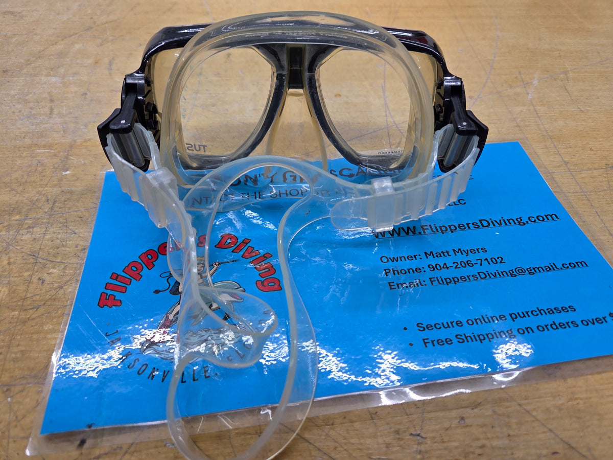 Tusa "Liberator" Dive Mask (#M80)