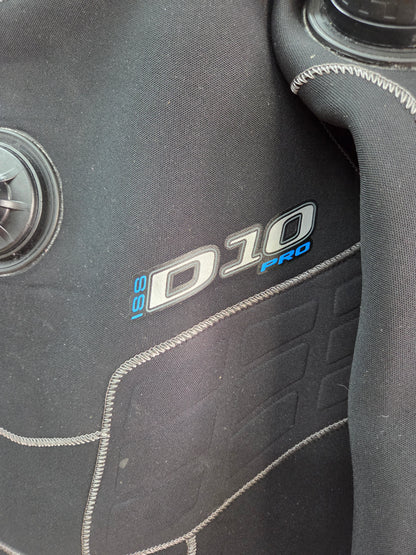 Waterproof D10 Drysuit (Men's Small)