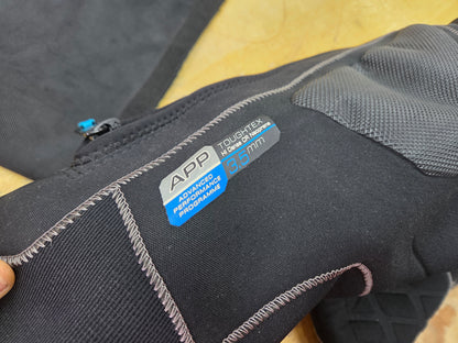 Waterproof D10 Drysuit (Men's Small)