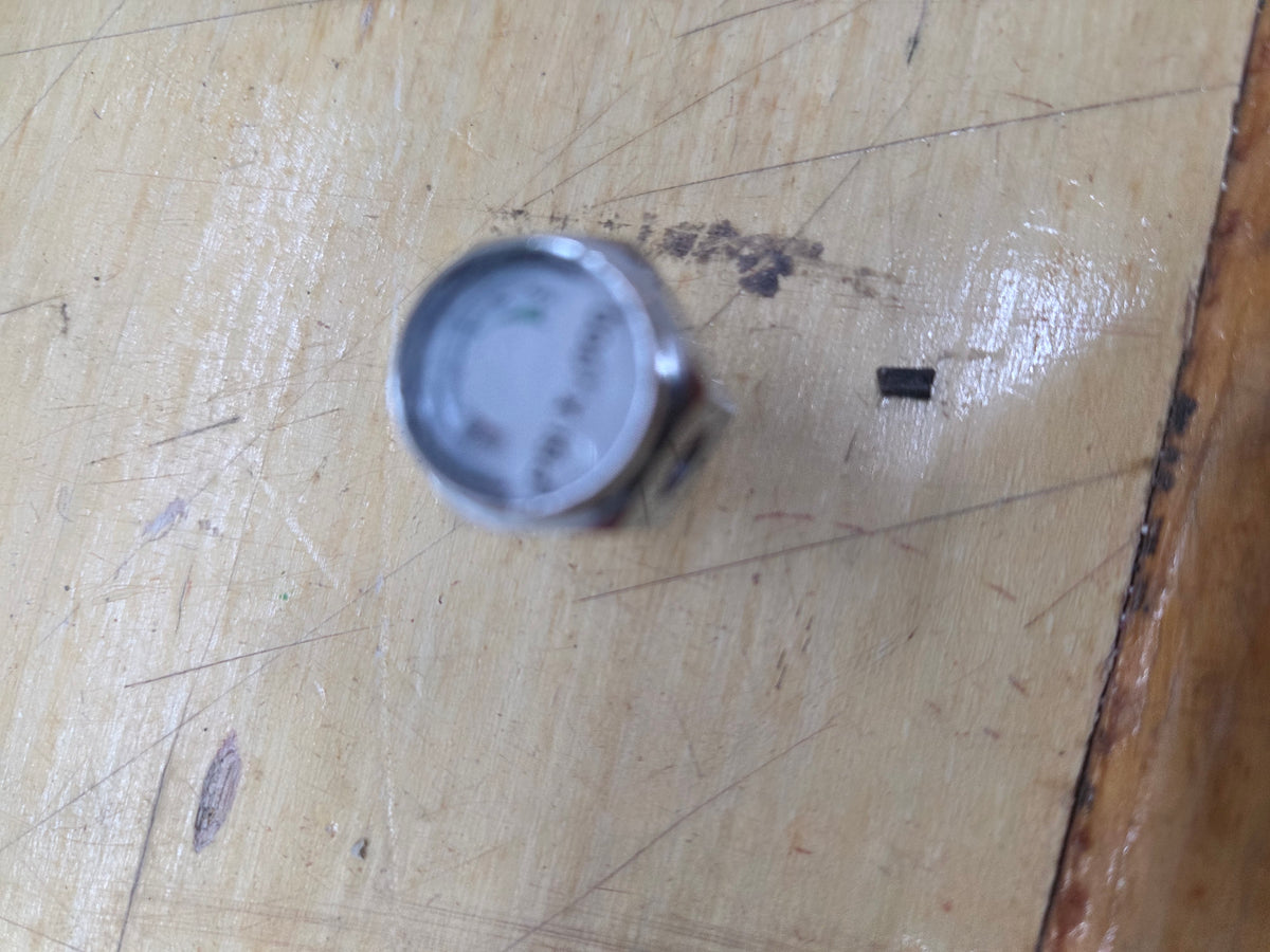 Pony Bottle Button Gauge