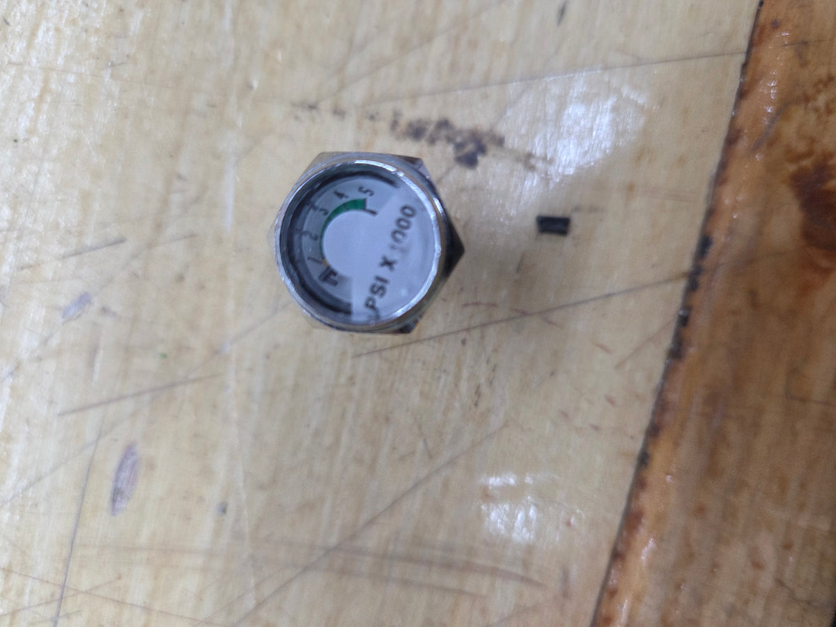 Pony Bottle Button Gauge